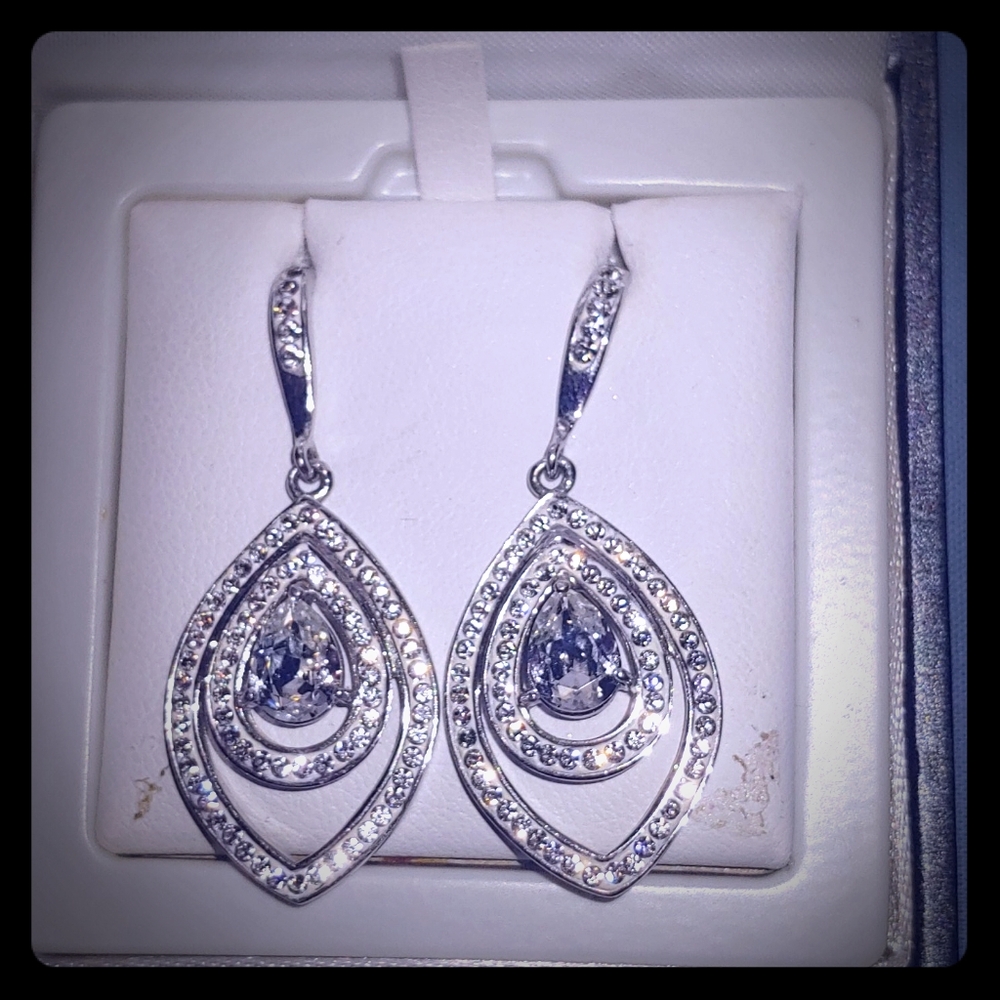 Earrings/wedding/prom